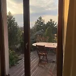 Cozy Near Krakow With Garden & Free Parking