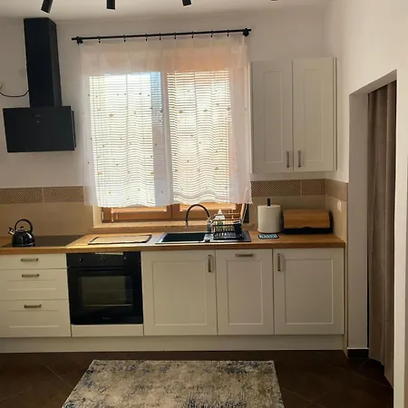 Apartament Cozy Garden Near Krakow - Free Parking