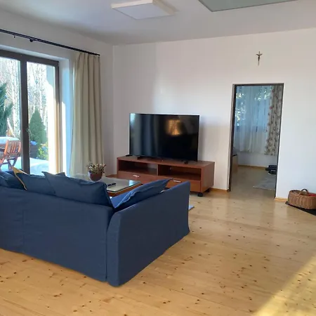 Cozy Near Krakow With Garden & Free Parking